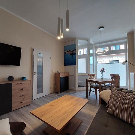 Bummis Exklusive Ferienwohnung Гюстров Экстерьер фото